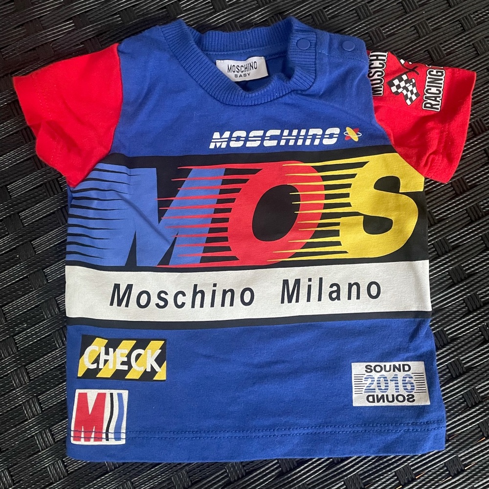 NWOT Moschino baby racer tshirt